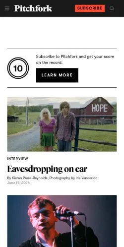 Voorbeeld van de site Pitchfork, medium uit Verenigde Staten voor gesponsorde artikelen