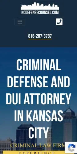 Podgląd witryny KC Defense Counsel, ujętej jako miejsce publikacji artykułów sponsorowanych